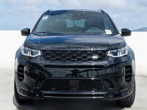 Certified 2025 Land Rover Discovery Sport Dynamic SE AWD/4WD image 8