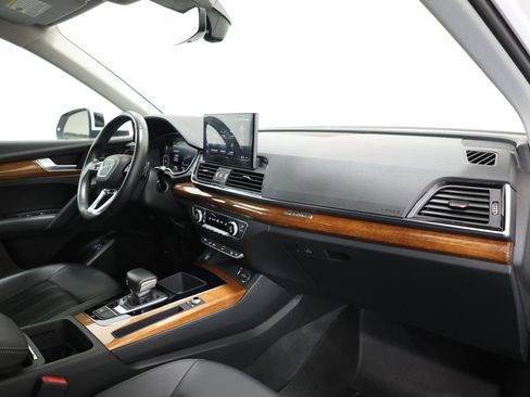 Used 2021 Audi Q5 e Premium w/ Convenience Package AWD/4WD image 23