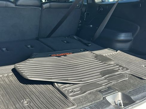 Used 2022 Honda Pilot TrailSport image 27
