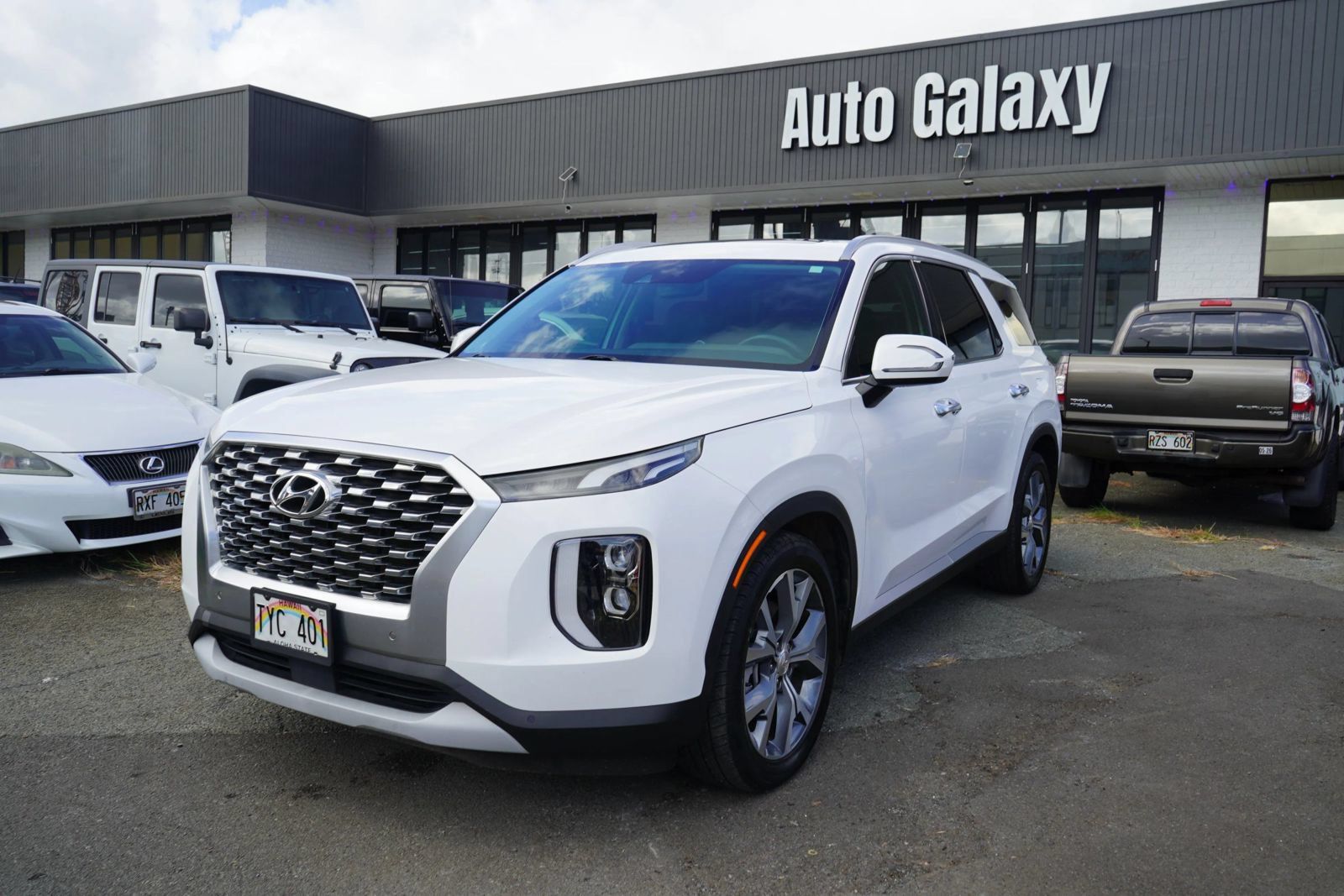 Used 2020 Hyundai Palisade SEL w/ Premium Package FWD image 4