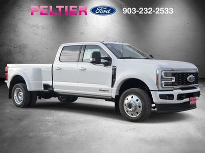 New 2026 Ford F450 Platinum w/ FX4 Off-Road Package