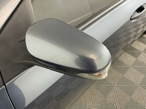 Used 2014 Toyota Corolla S Premium image 10