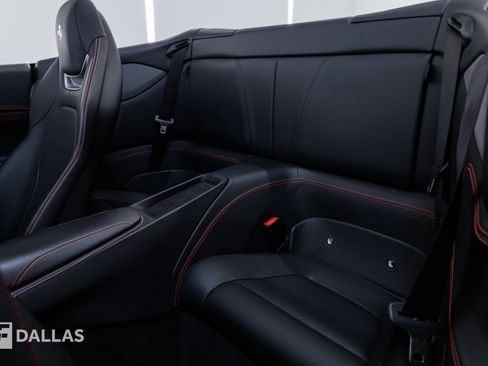 Used 2020 Ferrari Portofino RWD image 20