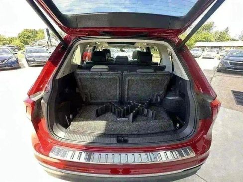 Used 2020 Volkswagen Tiguan SEL image 26