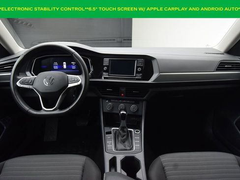 Used 2024 Volkswagen Jetta S image 4