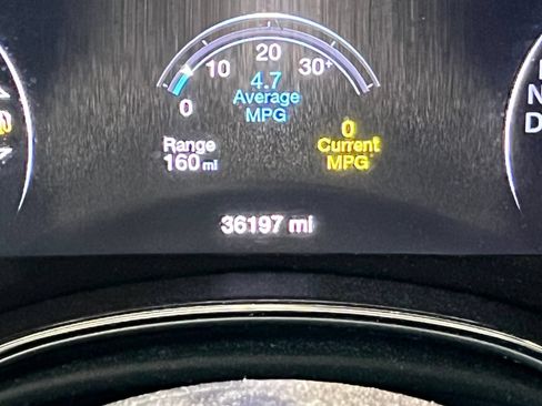 Used 2022 Jeep Grand Cherokee Limited AWD/4WD image 30