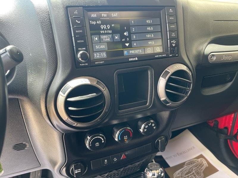 Used 2015 Jeep Wrangler Sport AWD/4WD image 26
