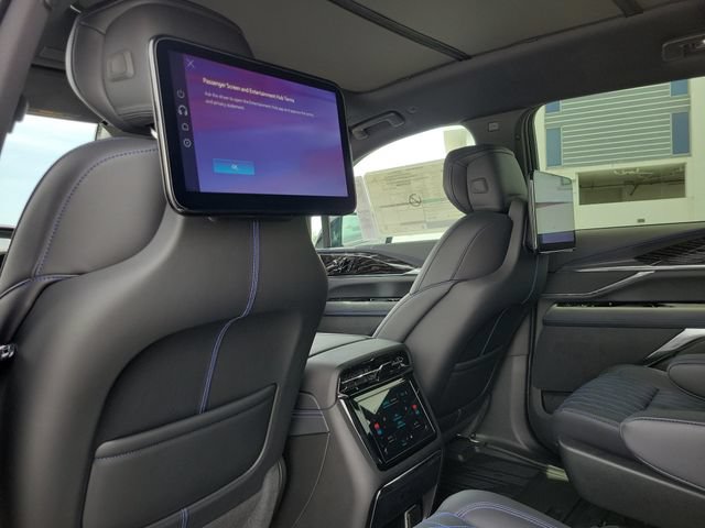 New 2026 Cadillac Escalade IQ Sport 1 w/ LPO, Floor Liner Package AWD/4WD image 16