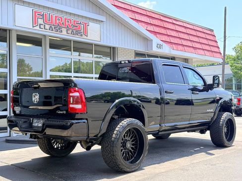 Used 2024 RAM 2500 Limited w/ Safety Group AWD/4WD image 3