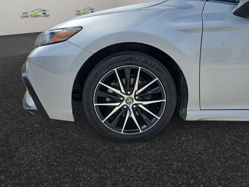 Used 2023 Toyota Camry SE image 10