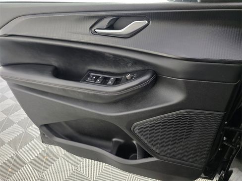 Certified 2024 Jeep Grand Cherokee Laredo X image 27