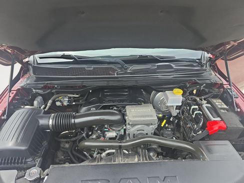 Used 2023 RAM 1500 Laramie AWD/4WD image 29
