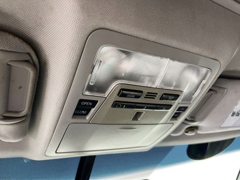 Used 2014 Toyota Camry XLE w/ Leather Package image 22