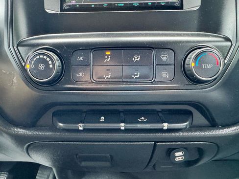Used 2019 Chevrolet Silverado 2500 W/T w/ WT Convenience Package AWD/4WD image 37