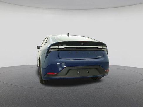 New 2026 Toyota Prius Plug-In Hybrid FWD image 22