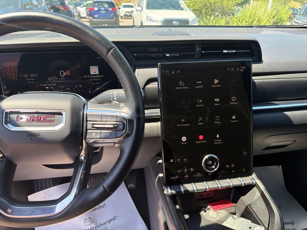 Used 2025 GMC Terrain Elevation AWD/4WD image 27