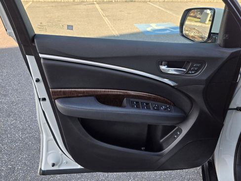 Used 2018 Acura MDX SH-AWD w/ Technology Package image 10