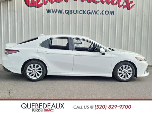 Used 2022 Toyota Camry LE w/ Convenience Package FWD image 8