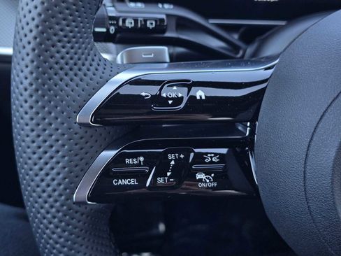 New 2026 Mercedes-Benz GLC 300 4MATIC image 31