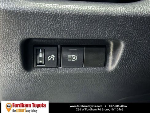 Certified 2025 Toyota RAV4 XLE image 21