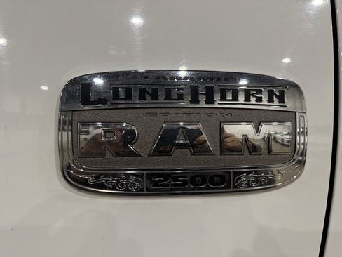 Used 2018 RAM 2500 Longhorn w/ Snow Chief Group image 19