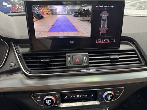Used 2025 Audi Q5 2.0T Premium w/ Convenience Plus Package AWD/4WD image 19