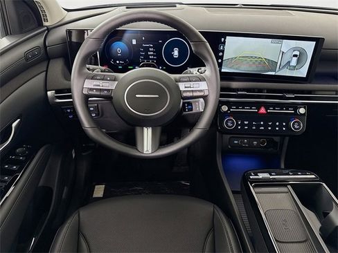 New 2025 Hyundai Tucson Limited image 42