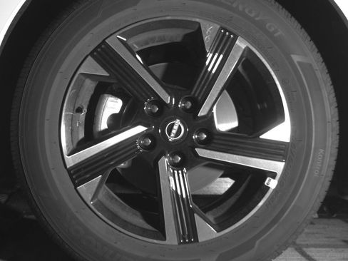 Used 2025 Nissan Sentra SV image 12