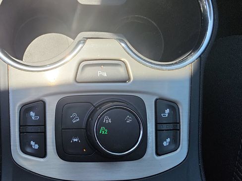 Certified 2022 GMC Terrain Denali AWD/4WD image 28