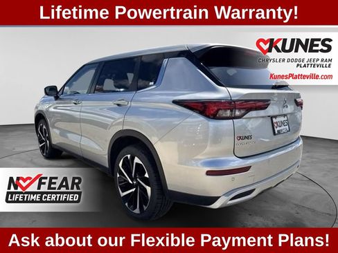 Used 2022 Mitsubishi Outlander SE AWD/4WD image 12