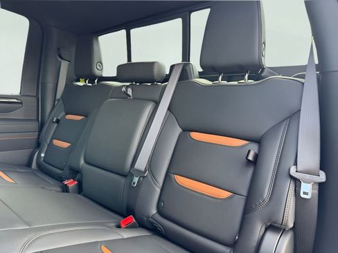 New 2026 GMC Sierra 2500 AT4 w/ AT4 Premium Plus Package AWD/4WD image 13
