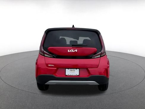 Used 2025 Kia Soul LX w/ LX Technology Package image 12