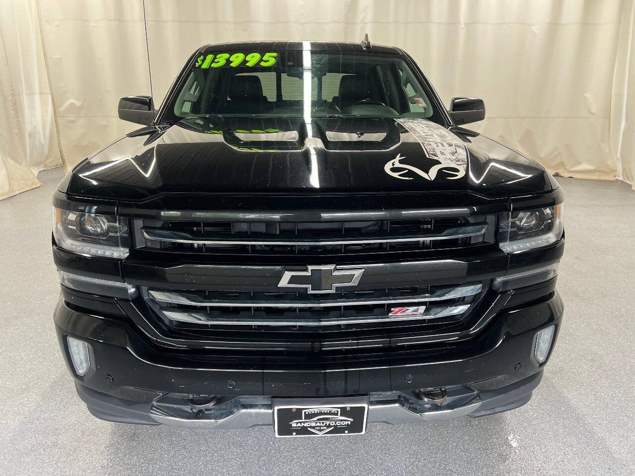Used 2017 Chevrolet Silverado 1500 LTZ Z71 w/ Realtree Edition AWD/4WD image 2