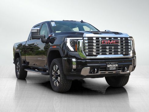 Used 2025 GMC Sierra 2500 Denali AWD/4WD image 6