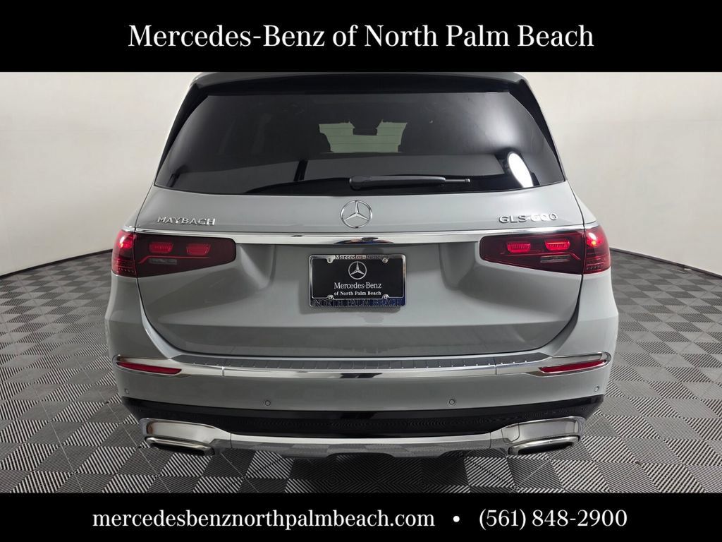 Certified 2025 Mercedes-Benz Maybach GLS 600 4MATIC image 5