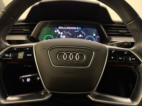Used 2024 Audi Q8 e-tron Premium Plus w/ Premium Plus Package AWD/4WD image 11