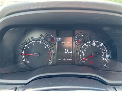 Used 2023 Toyota 4Runner SR5 Premium w/ Moonroof Package AWD/4WD image 29