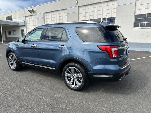 Certified 2019 Ford Explorer Limited AWD/4WD image 4