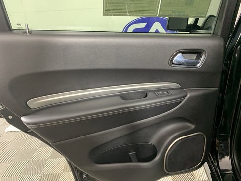 Used 2018 Dodge Durango SRT w/ SRT Interior Appearance Group image 31