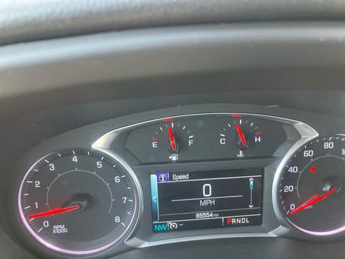 Used 2019 GMC Acadia SLE image 20