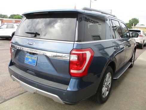 Used 2019 Ford Expedition XLT w/ Equipment Group 202A AWD/4WD image 5