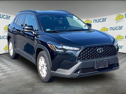 Used 2023 Toyota Corolla Cross LE w/ Moonroof Package
