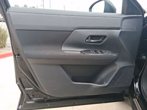 New 2026 Nissan Kicks S image 21