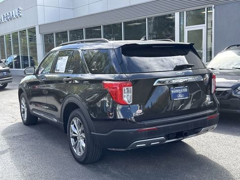 Used 2023 Ford Explorer XLT w/ Equipment Group 202A AWD/4WD image 5