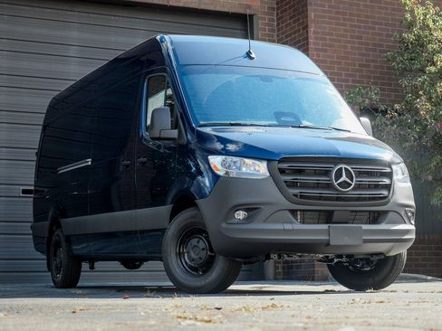 New 2026 Mercedes-Benz Sprinter 2500 image 1