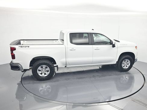 Certified 2025 Chevrolet Silverado 1500 LT AWD/4WD image 32