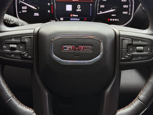 Used 2021 GMC Sierra 1500 AT4 w/ AT4 Premium Package AWD/4WD image 20