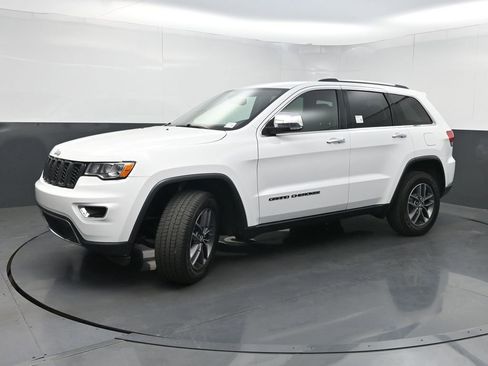 Used 2017 Jeep Grand Cherokee Limited AWD/4WD image 22