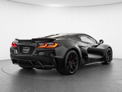 Used 2026 Chevrolet Corvette ZR1 RWD image 6