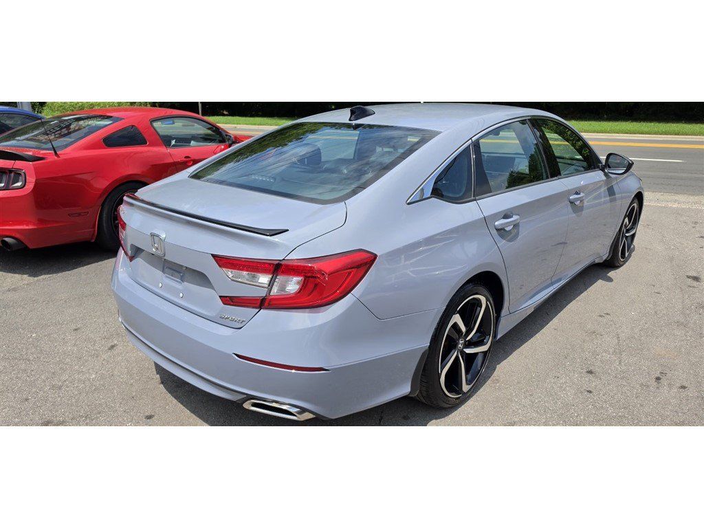 Used 2022 Honda Accord Sport image 5